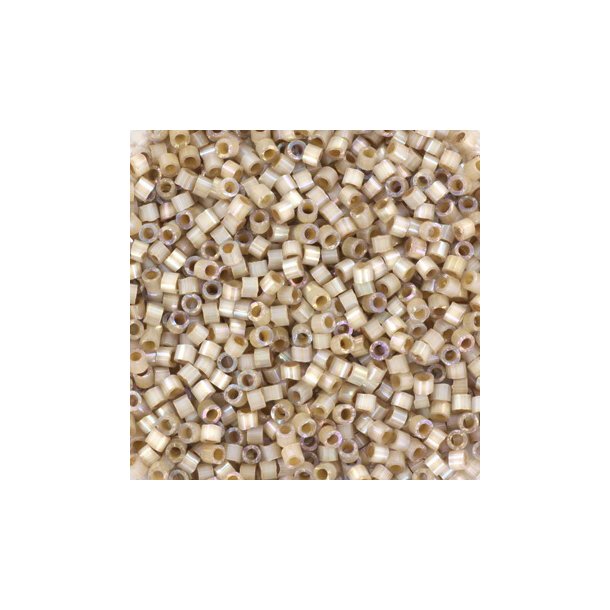 Miyuki delica perler, 11/0, 4 g, DB-680 Silk satin dyed smoked quartz